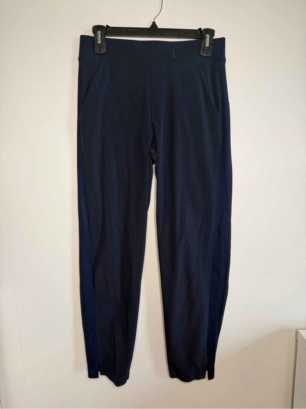 Athleta Women’s Navy Performance Stretch Pants